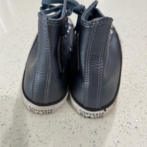 Classic High-Top Sneakers - Blue - Picture 2 of 4